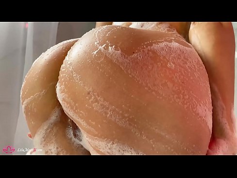 ❤️ Brunette masturbéiert Pussy mat Vibrator fir en intensiven Orgasmus an der Dusch ❌ Sexvideo op Porno lb.passionfeverspot.ru ﹏