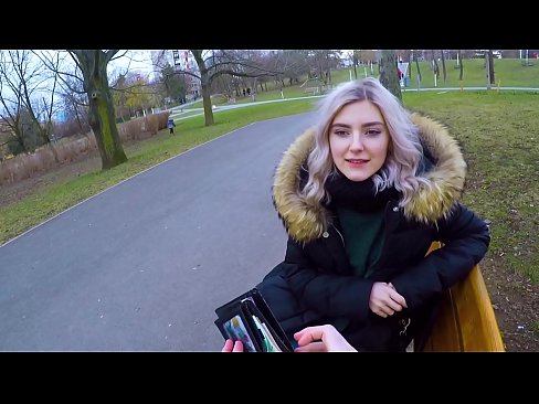 ❤️ Drénkt e Frieme säi waarme Spuer fir Suen - Blowjob am Park vum Eva Elfie ❌ Sexvideo op Porno lb.passionfeverspot.ru ﹏